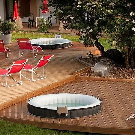 Hotel Les Clairmontelles 3*